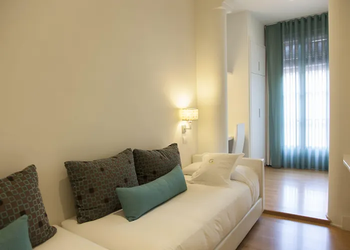 Goya 4*
