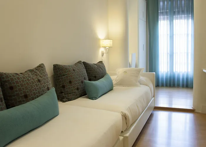 Goya 4*