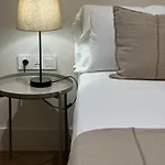 بيت ضيافة هوستال غويا 4*